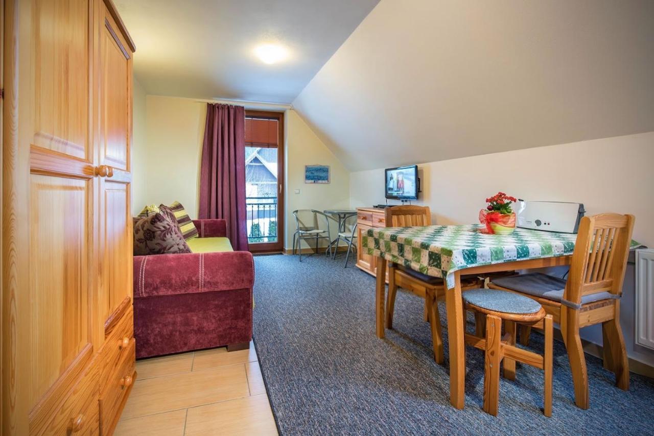 Guest House Privat Pod Lesom Pavcina Lehota  Bagian luar foto