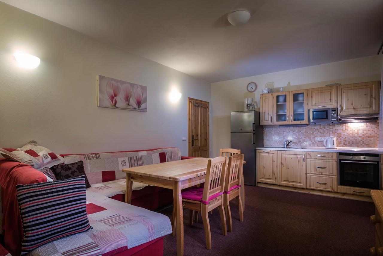 Guest House Privat Pod Lesom Pavcina Lehota  Bagian luar foto