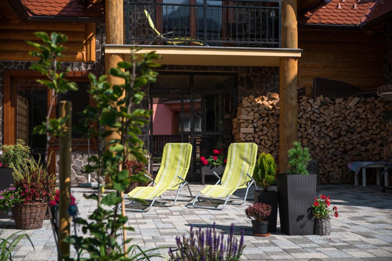 Guest House Privat Pod Lesom Pavcina Lehota  Bagian luar foto